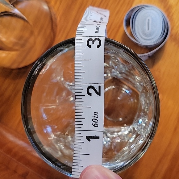 Set of Vintage Mid-Century Modern Glasses - Picture 6 of 6